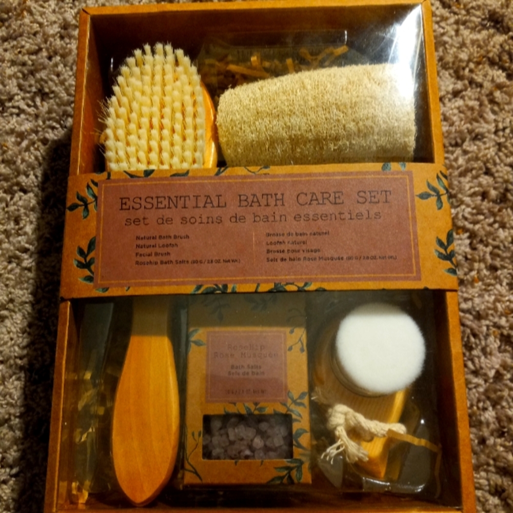 Batch care set (Upper Canada Soap) (Second set)